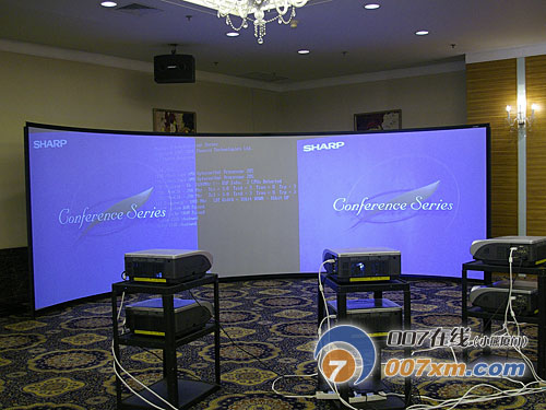 2008夏普3芯片DLP投影机新品发布会
